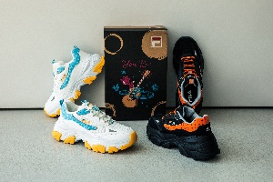 シンガーソングライター優里と、FILAのコラボスニーカー第2弾が